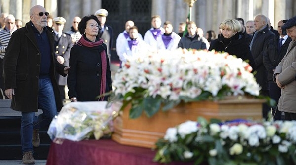 La grande lezione dei coniugi Solesin
