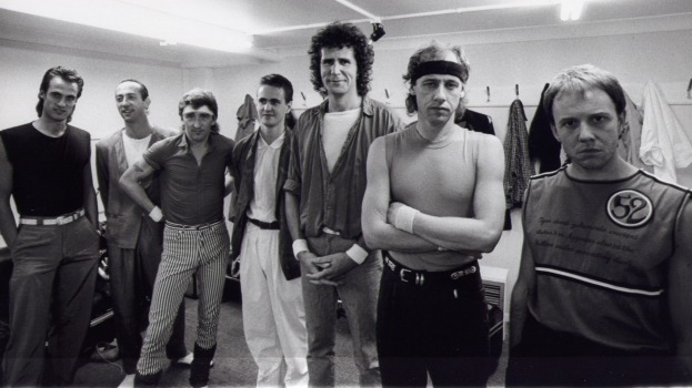 Dire Straits